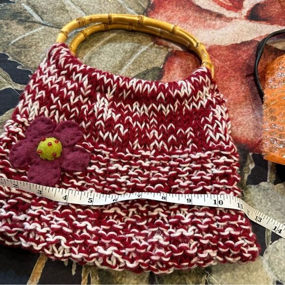 Vintage hand crocheted knit purse/handbag w/round bamboo handles - Picture 9 of 14